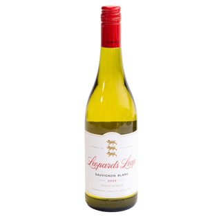 A bottle of Leopard's Leap Sauvignon Blanc 2025 from South Africa, featuring a pale yellow-green wine liquid, a white label with red script, and a red foil cap, isolated on a white background.